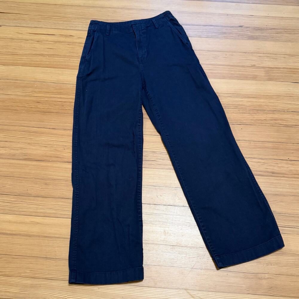 Gap Loose Khaki Pants 2